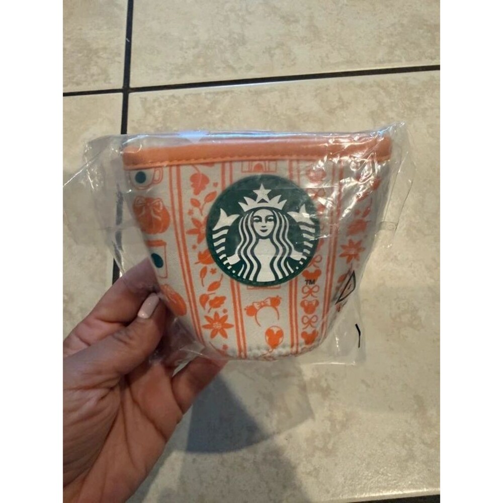 Starbucks grande sleeve